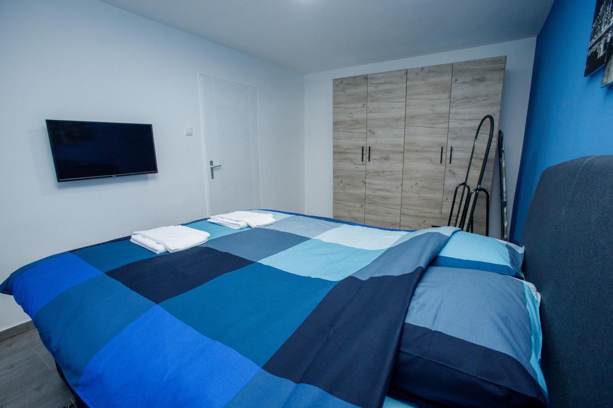7 Days Premium Apartment Subotica Rum bild
