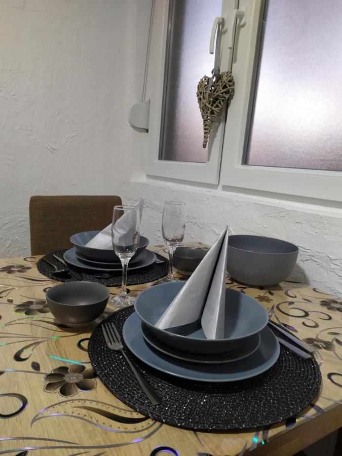 7 Days Premium Apartment Subotica Exteriör bild